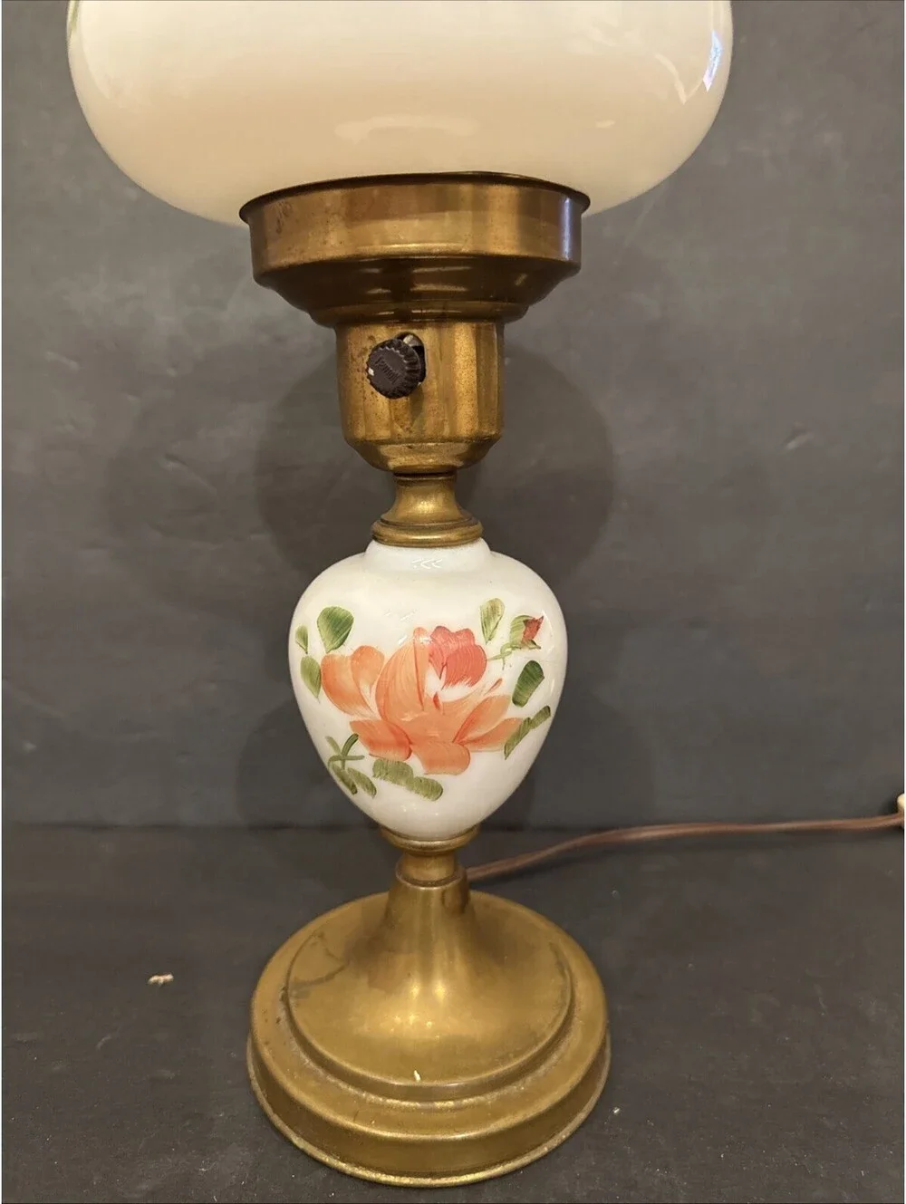 Vintage Hurricane Table Lamp Hand Painted Glass Brass Base GWTW 15” High